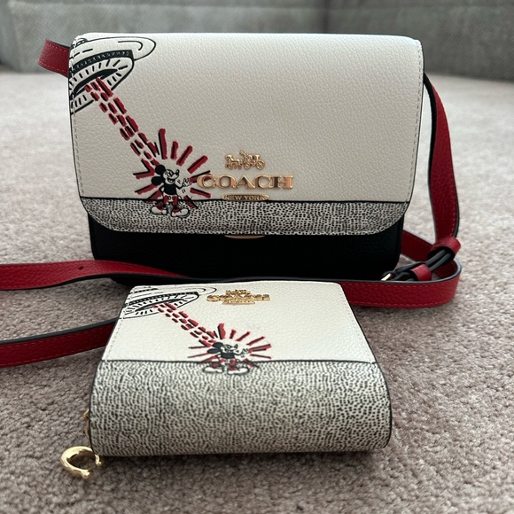 Coach Mickey Mouse x Keith Haring Crossbody & Wallet - Picture 4 of 8
